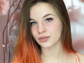 Klikni tu a chatuj s modelkou! ElissNomert