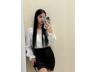 Klikni tu a chatuj s modelkou! ValkiriaArt