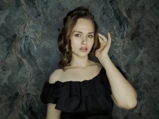 Klikni tu a chatuj s modelkou! HiVictoria